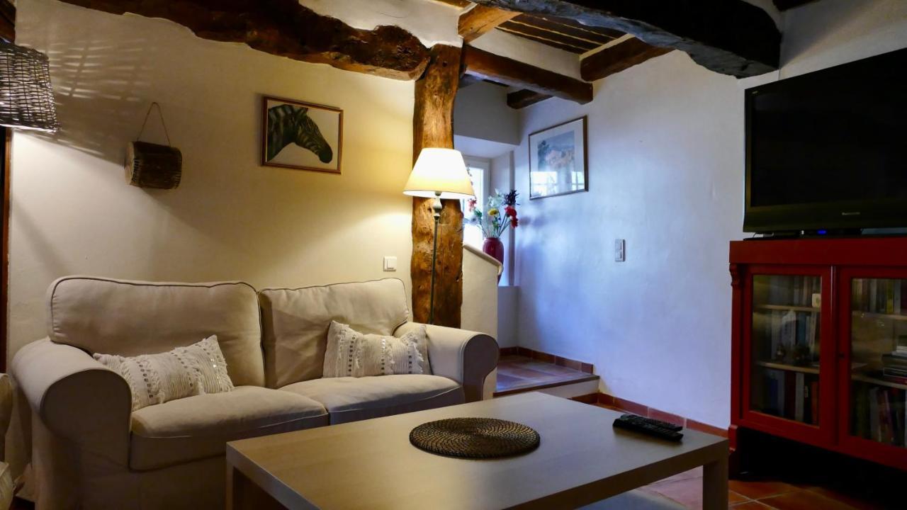Вілла Domaine Geodora, Parfumeur En Provence Сен-Бонне-де-Монтору Екстер'єр фото