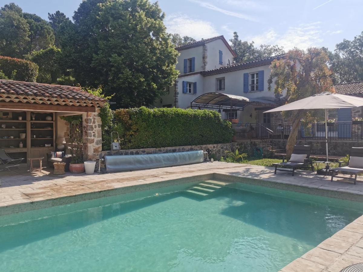 Вілла Domaine Geodora, Parfumeur En Provence Сен-Бонне-де-Монтору Екстер'єр фото