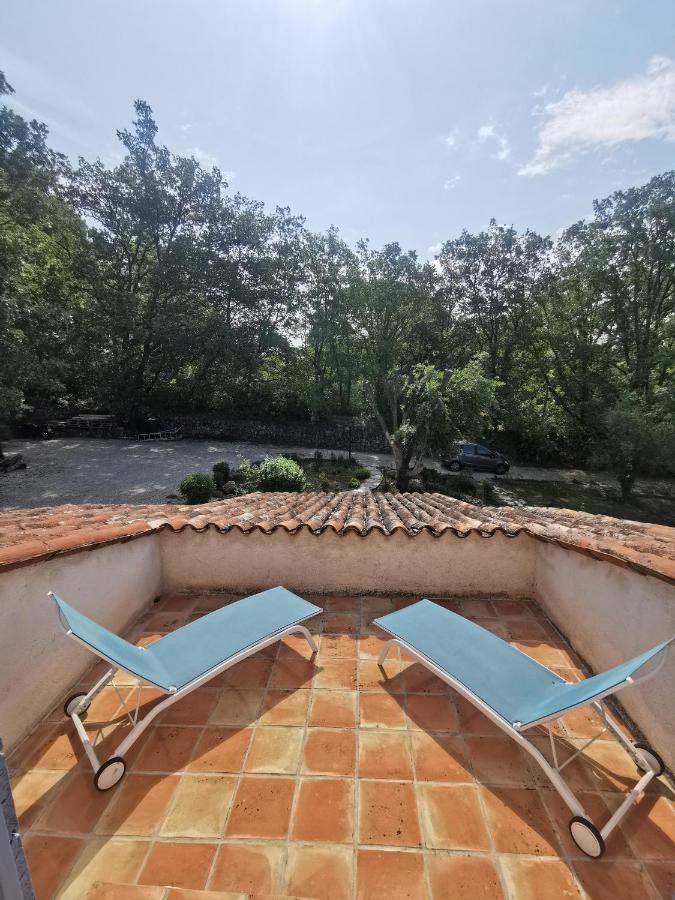 Вілла Domaine Geodora, Parfumeur En Provence Сен-Бонне-де-Монтору Екстер'єр фото