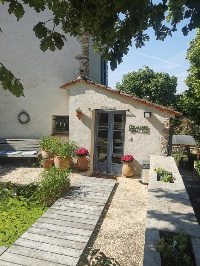 Вілла Domaine Geodora, Parfumeur En Provence Сен-Бонне-де-Монтору Екстер'єр фото